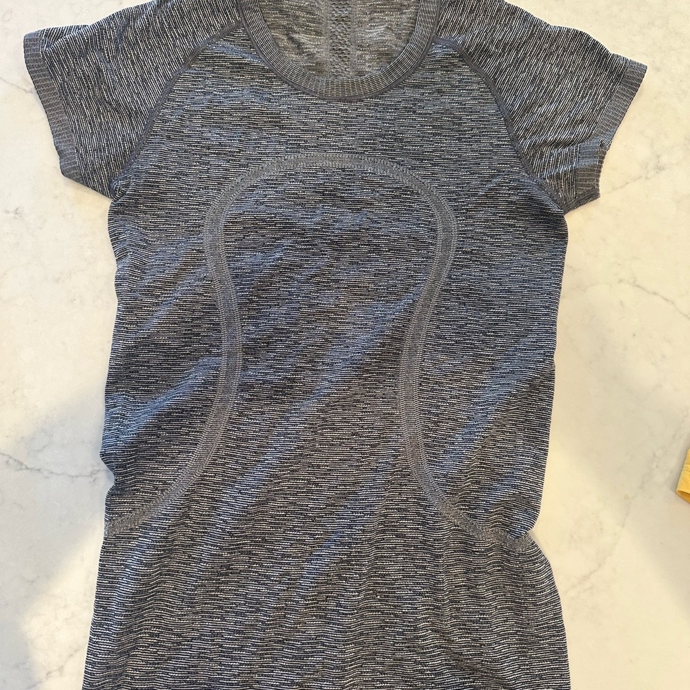 lululemon athletica Heathered Gray Swiftly Tee